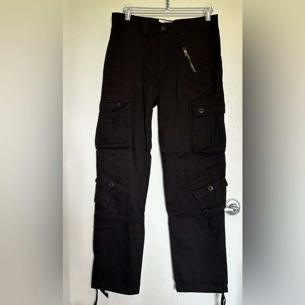 New. Men’s AK Army Cargo Pants